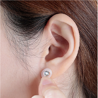 美しい自信感 EAR COCO（イヤーココ）～プレミアムクリスタル＆2重磁極 